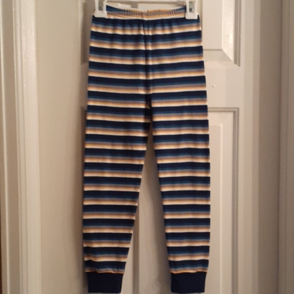 Gymboree 6 yo pajama long sleeve shirt and bottom - Picture 5 of 7